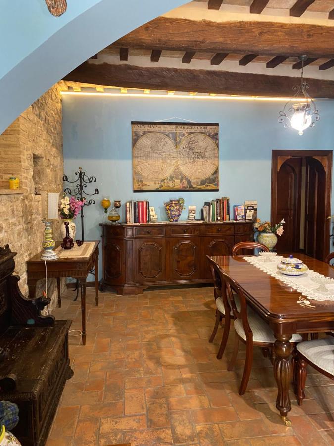 Vescovado 7 Lägenhet Gubbio Exteriör bild