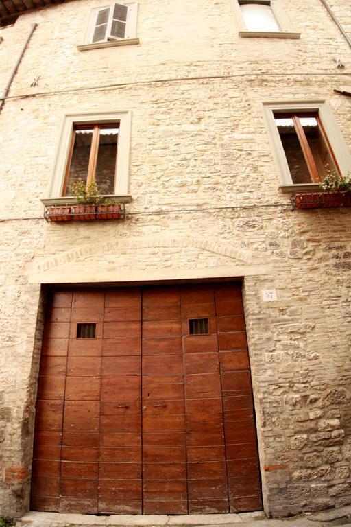 Vescovado 7 Lägenhet Gubbio Exteriör bild