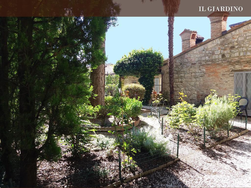 Vescovado 7 Lägenhet Gubbio Exteriör bild